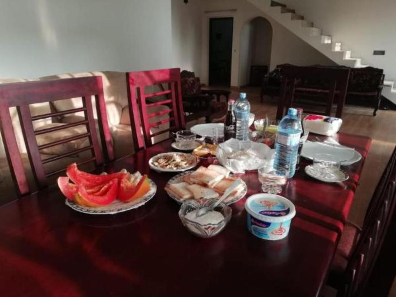Medhani 캔디 외부 사진